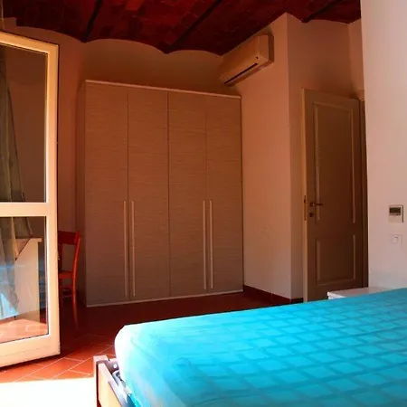 Apartment Casa Vacanze La Collina Carbonifera